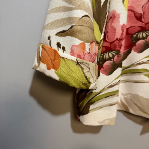 Alfred Dunner Floral Women's Jacket with 3/4 sleeves. Size 18P - Picture 7 of 7